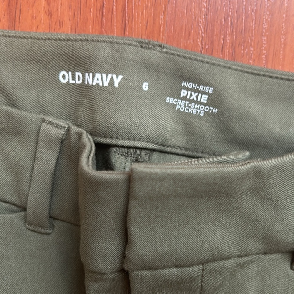 Green pixie pants - Picture 3 of 4